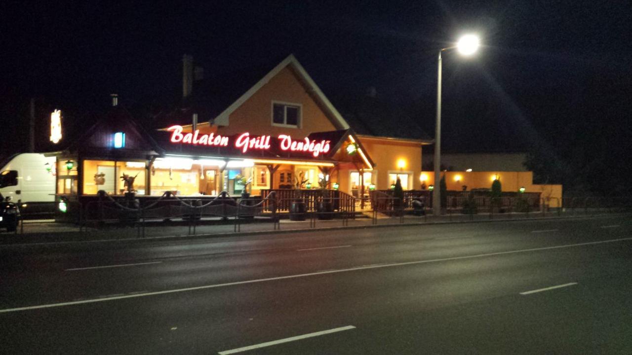 Balaton Grill Szallas Шиофок Экстерьер фото